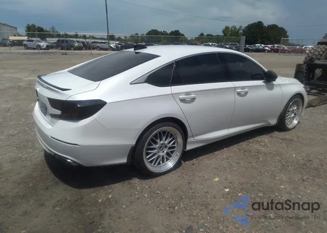 2022 Honda Accord Sport z USA, uszkodzony, nr VIN 1HGCV1F39NA098177